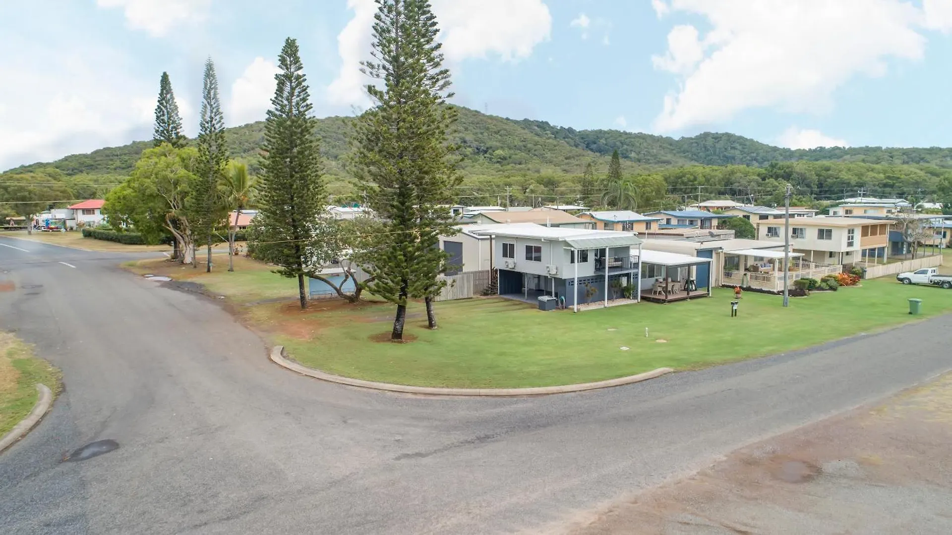 Apartment Grasstree Beach Shacks